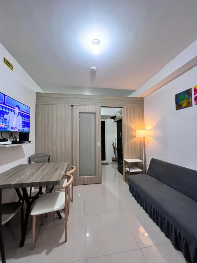 Units At Shore Residences Moa Complex Near Airport *